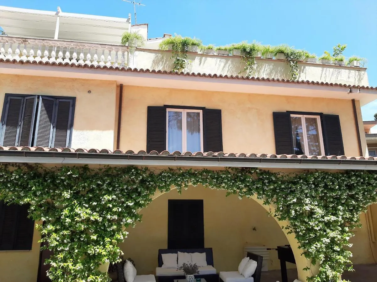 Couette-café Villa Orsini Rome Italie